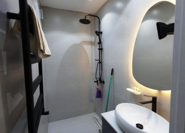 ƏŞYALİ bəzi !!! Xətai rayonu Əhmədli və Xaqlar metrosuna