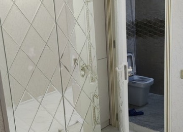 Xalqlar metrosunda 2 otaqlı Təmirli, Əşyalı mənzil Lahiyə: