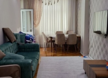 Xalqlar metrosunda 2 otaqlı Təmirli, Əşyalı mənzil Lahiyə: