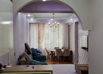 Xalqlar metrosunda 2 otaqlı Təmirli, Əşyalı mənzil Lahiyə: