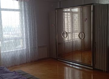 Yasamal rayonu 8 noyabr metrosu yaxınlığında yeni tikili