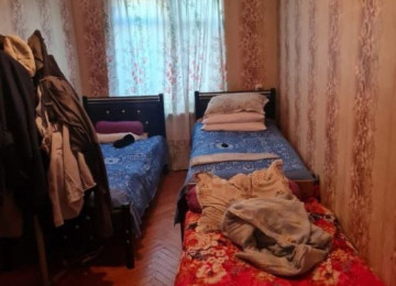 Nərimanovda 2 otaqlı mənzil Lahiyə: - Xruşovka Mərtəbə: -