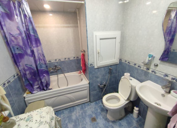 Köhnə Günəşlidə 3 otaqlı Təmirli mənzil Lahiyə: - Leninqrad