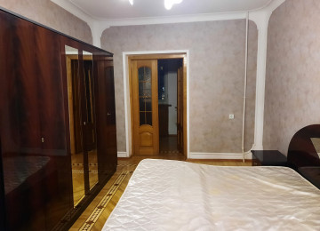 Əcəmi Naxçıvani küçəsində Leninqrad layihəli mənzil, 9/1. 3