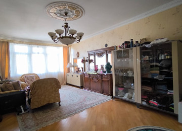 Gənclikdə 4 otaqlı Təmirli mənzil Lahiyə: - Yeni tikili