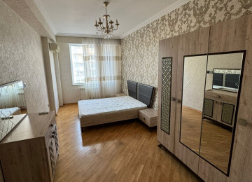 20 Yanvar metrosunda 3 otaqlı Təmirli mənzil Lahiyə: - Yeni