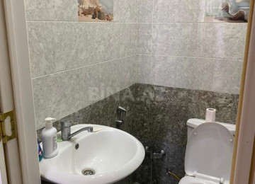 İnşaatçılar metrosu yaxınlığında 3 otaqlı Əla təmirli