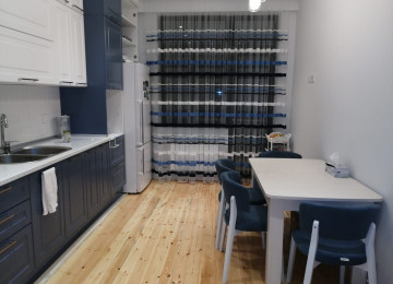 Memar Əcəmi metrosu yaxınlığında 3 otaqlı, Əşyalı, Əla