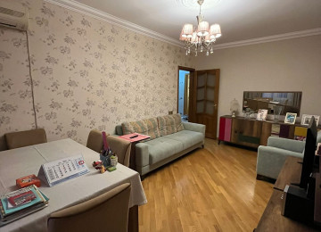 Yeni Günəşlidə Təmirli, 3 otaqlı mənzil Lahiyə: - Leninqrad