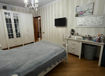 Yeni Günəşlidə Təmirli, 3 otaqlı mənzil Lahiyə: - Leninqrad