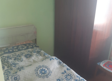 Təmirlidir, işıqlıdır, qurudur, rahatdır,suyu, işığı, qazı