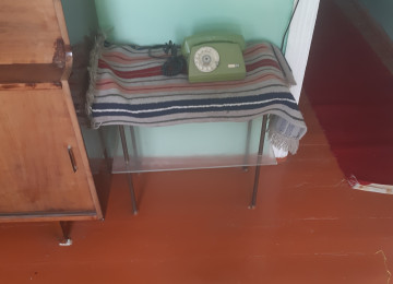 Təmirlidir, işıqlıdır, qurudur, rahatdır,suyu, işığı, qazı