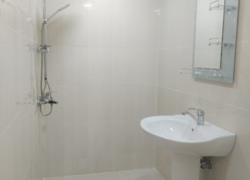 Xətai r-nu Əhmədli mst yax-da ayaqla 7-8 dəqiqəlik məsafədə