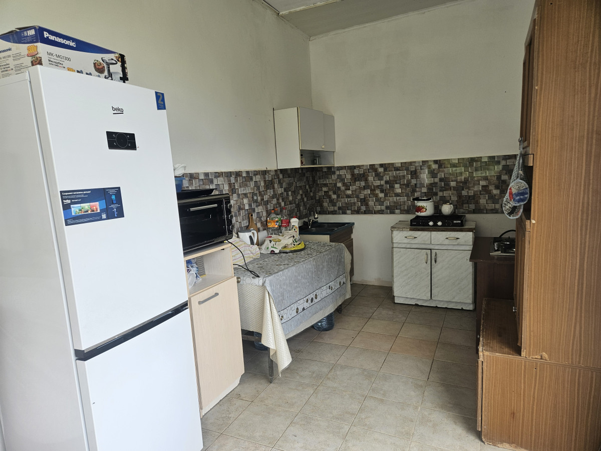 Nabranda kiraye ev Nabranda meșənin ortasında hər bir şəraiti olan 3 otaqlı,