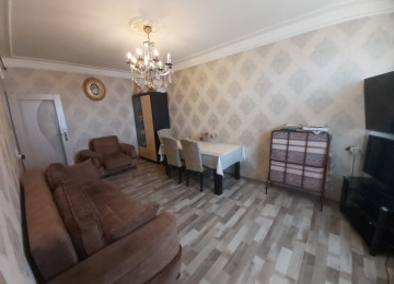 Yeni Günəşlidə 3 otaqlı mənzil Lahiyə: - Köhnə tikili