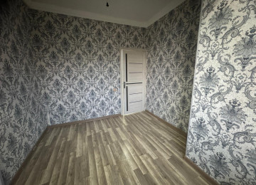 Köhnə Günəşlidə Əşyalı 3 otaqlı mənzil Lahiyə: - Leninqrad