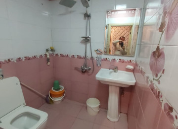 Yeni Günəşlidə 3 otaqlı mənzil Lahiyə: - Köhnə tikili