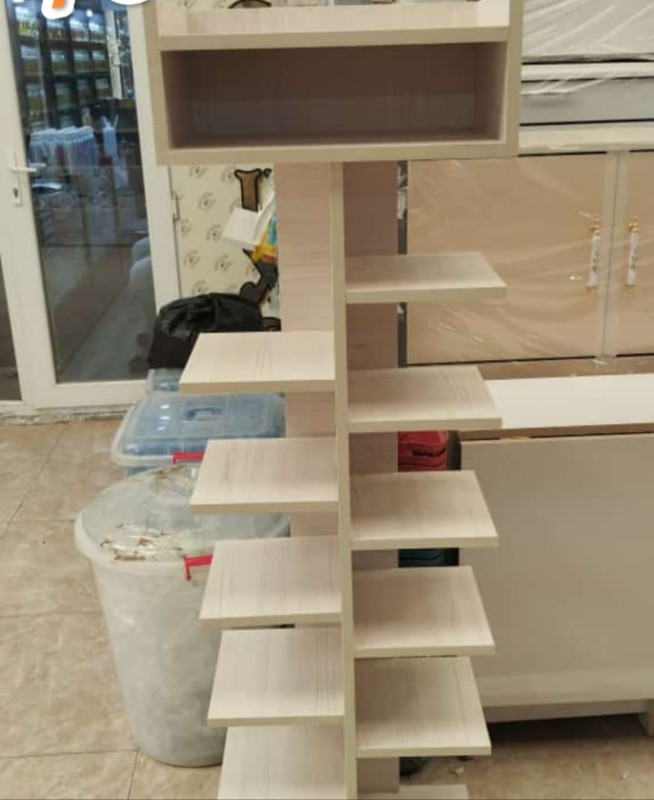 Ayaqqabı rəfi Ayaqqabı rəfi Hazır əldə var Anbardan birbaşa satış Qiyməti