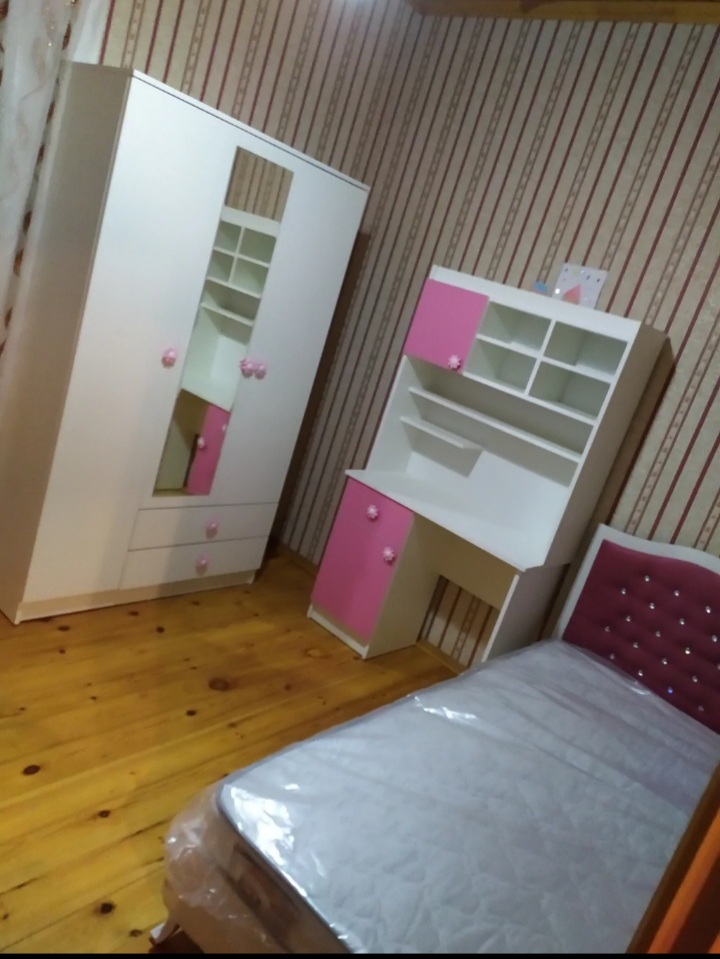 Gənc qız dəsti Sifarişlə hazırlanır Rəng seçimi var Matras