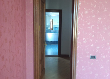 VİLLA satılır 8 sotda Vorovski Cəfər Xəndan küçəsində 800