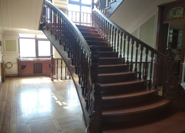 VİLLA satılır 8 sotda Vorovski Cəfər Xəndan küçəsində 800