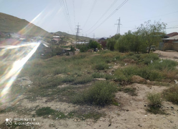 Məhlə yola yaxındır, 4 sotu-1200 azn , ətraflı məlumat üçün