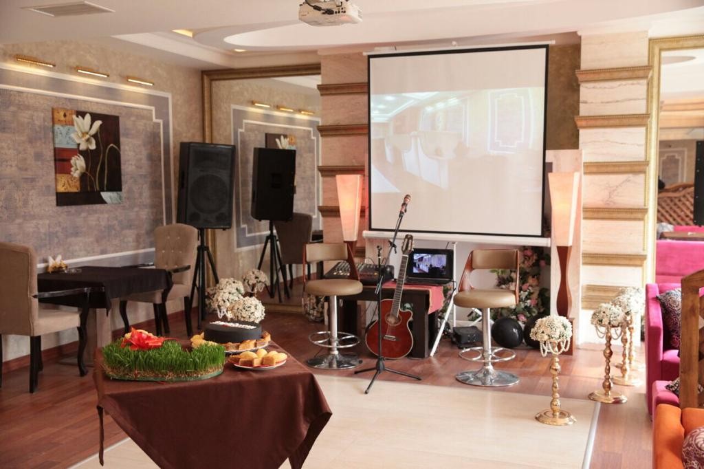 Restoran satılır 250 kv.m, tam avadanlıqla Xırdalanda aaf