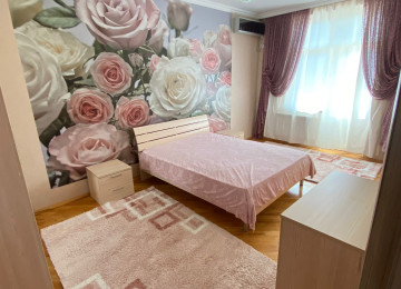 Əcəmi, 4cü mikrorayonda 3 otaqlı Tam əşyalı Təmirli mənzil