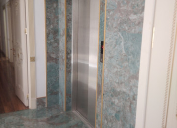 Obyekt satílír 4 mertebeli 35 otaqlí,1400 kv, 16 s/qovşaqlí