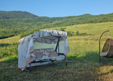 Şamaxı şəhəri Qaleybuğurd kəndində əla təmirli ev günlük