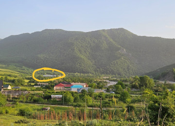 Şamaxı şəhəri Qaleybuğurd kəndində əla təmirli ev günlük