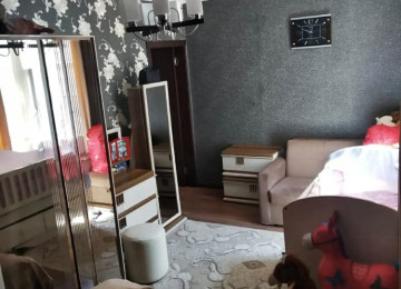 Xlrdalan kohne bazarin yanl 2 otaq menzil kiraye verlir 53