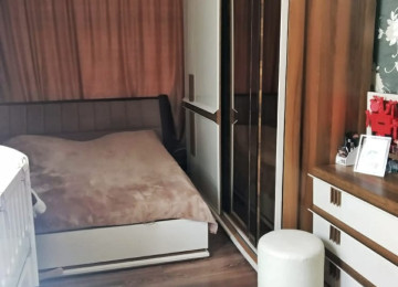 Xlrdalan kohne bazarin yanl 2 otaq menzil kiraye verlir 53