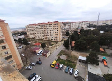 3 otaqlí temirsiz menzil satílír.9/9 cu mertebesi 65 kv.m,