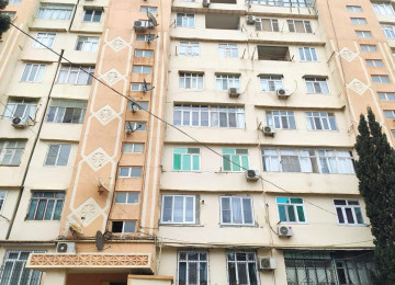 3 otaqlí temirsiz menzil satílír.9/9 cu mertebesi 65 kv.m,