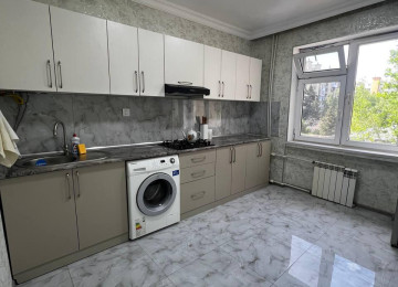 Əhmədlidə 3 Otaqlı, Əla Təmirli Mənzil Lahiyə: - Kiyev