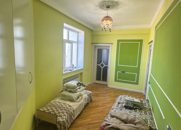 Neftçilər yaxınlığında 3 otaqlı Təmirli, Əşyalı mənzil