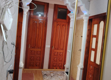 Yeni Günəşlidə 3 otaqlı Əşyalı mənzil Lahiyə: - Kiyev