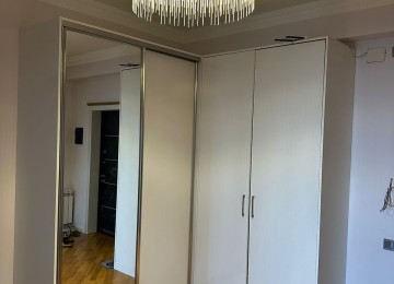 Neftçilər yaxınlığında 3 otaqlı Təmirli, Əşyalı mənzil