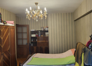 Gənclikdə 3 otaqlı Təmirli, Əşyalı mənzil Lahiyə: -