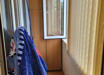 Gənclikdə 3 otaqlı Təmirli, Əşyalı mənzil Lahiyə: -