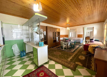 Ferma ve Ev satílír 36 sotda 1000 kv tikintiyle 500