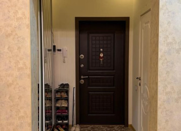 Qarayevdə 3 otaqlı Təmirli mənzil Lahiyə: - Yeni Tikili