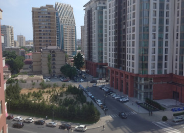 4 otaqlí FULL Deniz menzereli menzil satílír.Merkezde