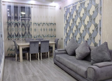 Bakıxanovda Əla təmirli 2 otaqlı mənzil Lahiyə: - Yeni