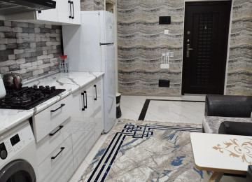 Bakıxanovda Əla təmirli 2 otaqlı mənzil Lahiyə: - Yeni