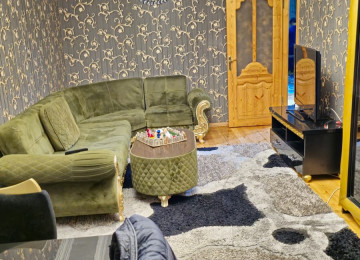 Yeni Yasamalda 4 otaqlı Əşyalı Təmirli mənzil Lahiyə: -