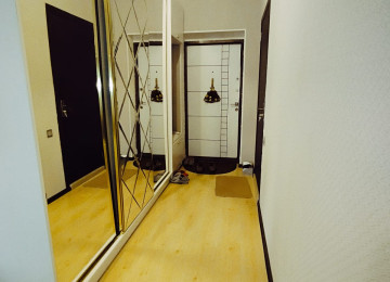 Xəzər universiteti yaxınlığında 3 otaqlı mənzil Lahiyə: -