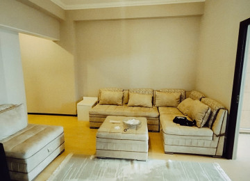 Xəzər universiteti yaxınlığında 3 otaqlı mənzil Lahiyə: -