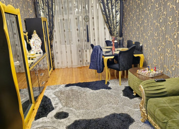 Yeni Yasamalda 4 otaqlı Əşyalı Təmirli mənzil Lahiyə: -